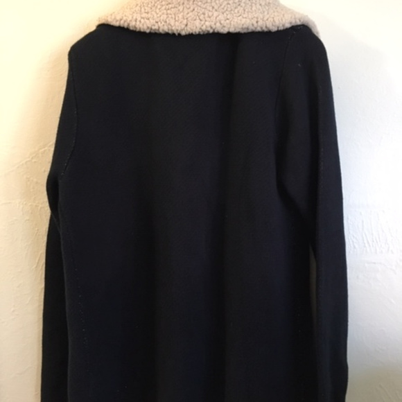 Rusty Womens Cliff Jackets - Picture 3 of 4